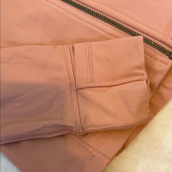 NWOT Lululemon Align Women's Pink Jacket - Picture 4 of 7